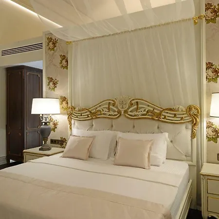 Hotel Cunda Callisto Despot Evi 12 Yas Ve Uezeri 2*