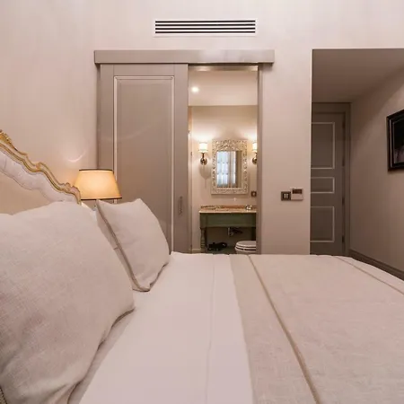 Hotel Cunda Callisto Despot Evi 12 Yas Ve Uezeri Cunda