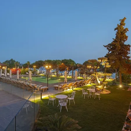 Cunda Callisto Despot Evi 12 Yas Ve Uezeri Hotel 2*